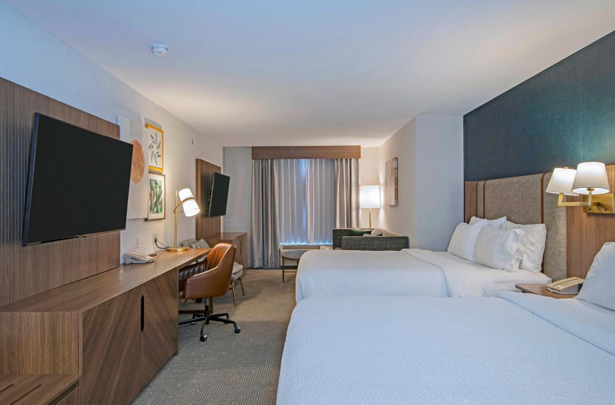 Holiday Inn Hotel And Suites-Kamloops By Ihg מראה חיצוני תמונה