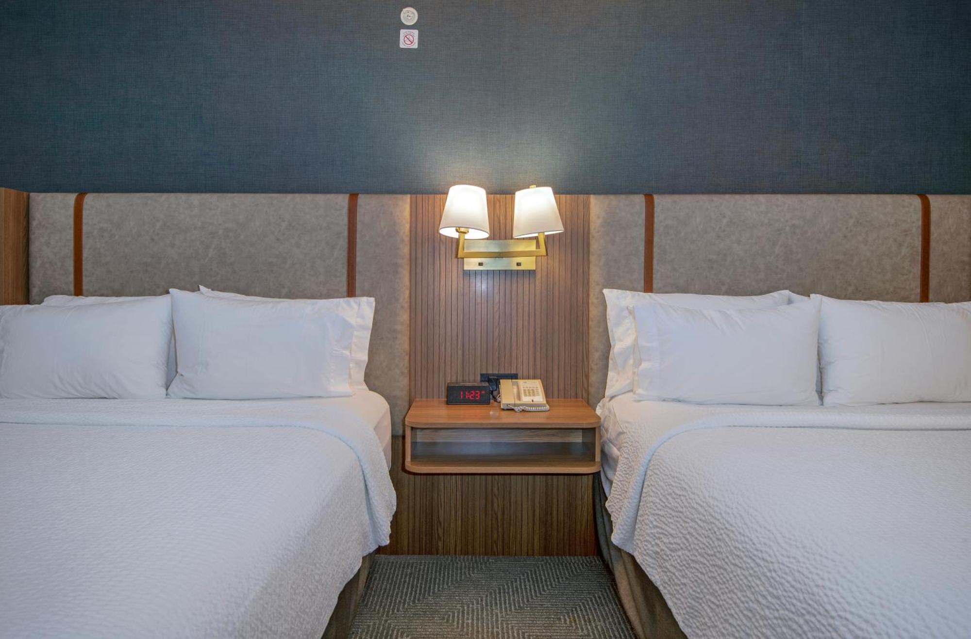 Holiday Inn Hotel And Suites-Kamloops By Ihg מראה חיצוני תמונה